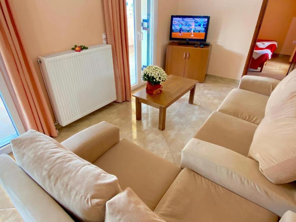 Anna Apartments Acharavi  Esterno foto